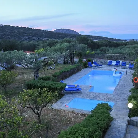 Apartament Zeus Istron